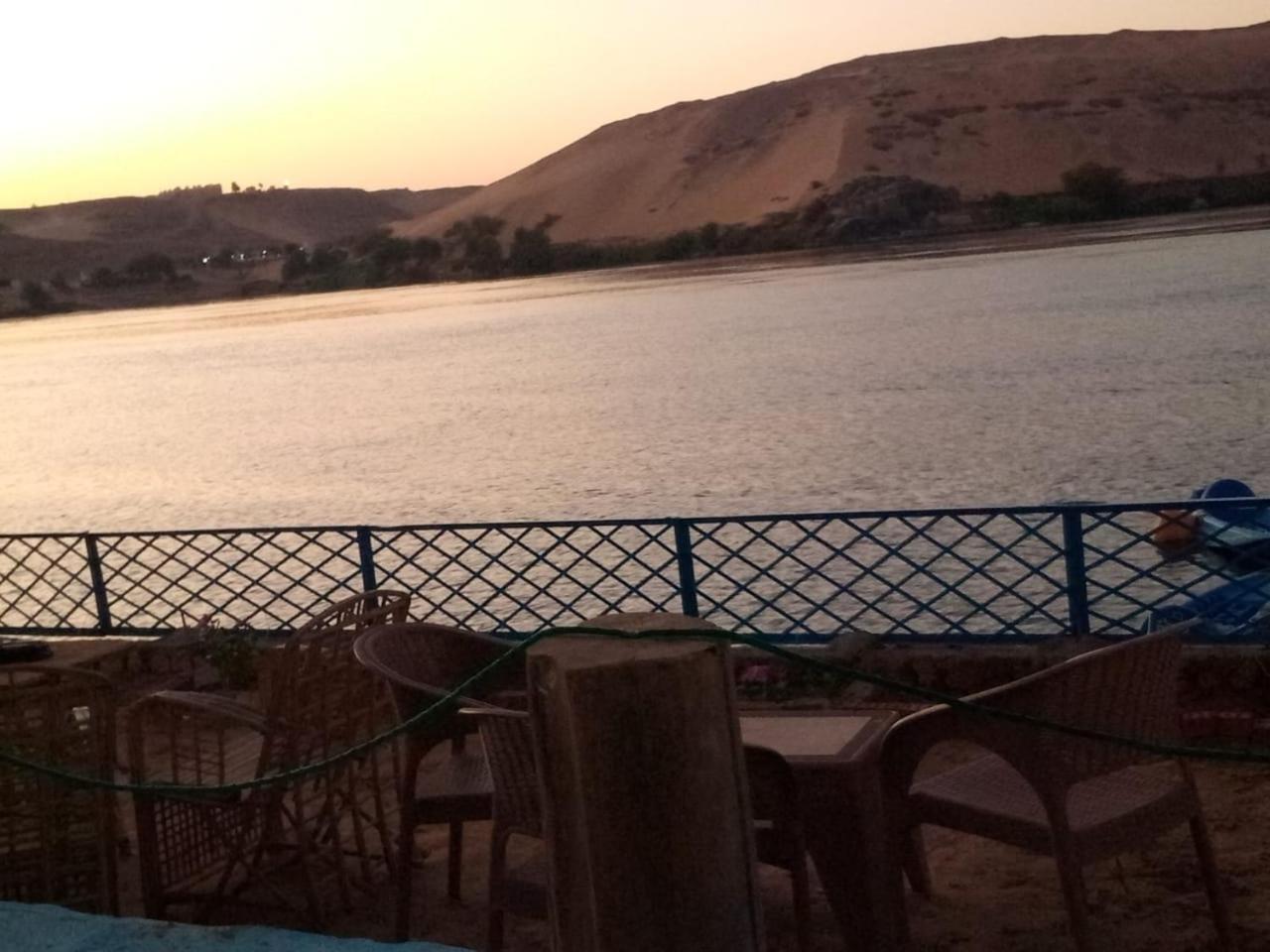 Hotel Hooly Nubian à Assouan Extérieur photo